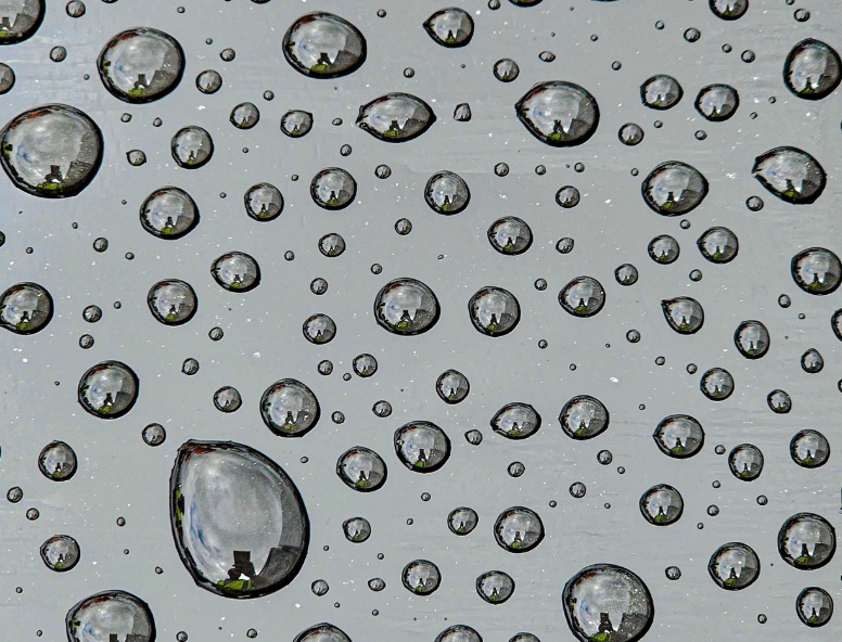 moisture metal wall
